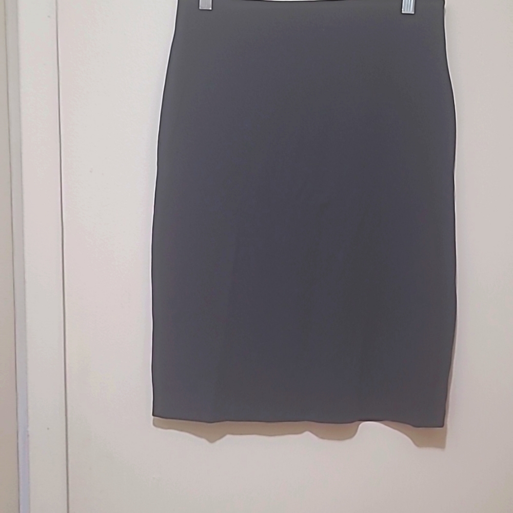 Philosophy navy knee length skirt size 6
